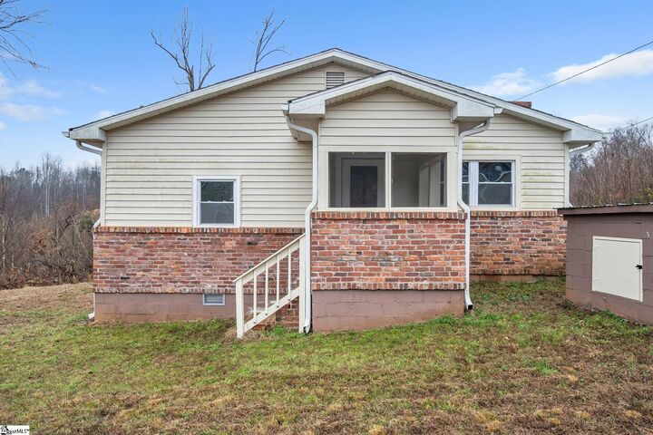 Property Photo:  402 Laurel And Hardy Lake Road  SC 29661 