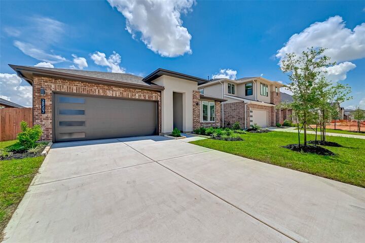 Property Photo: 28507 Hazel Trail TX 77494