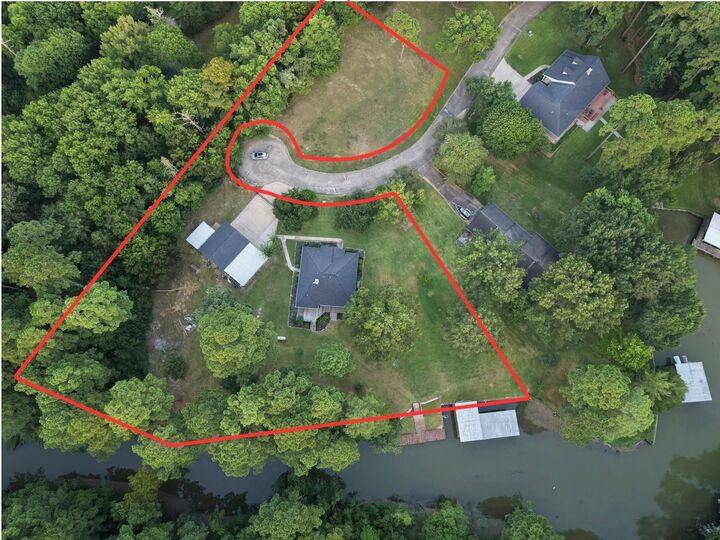 Property Photo: 81 N Holly Glen Drive TX 77364