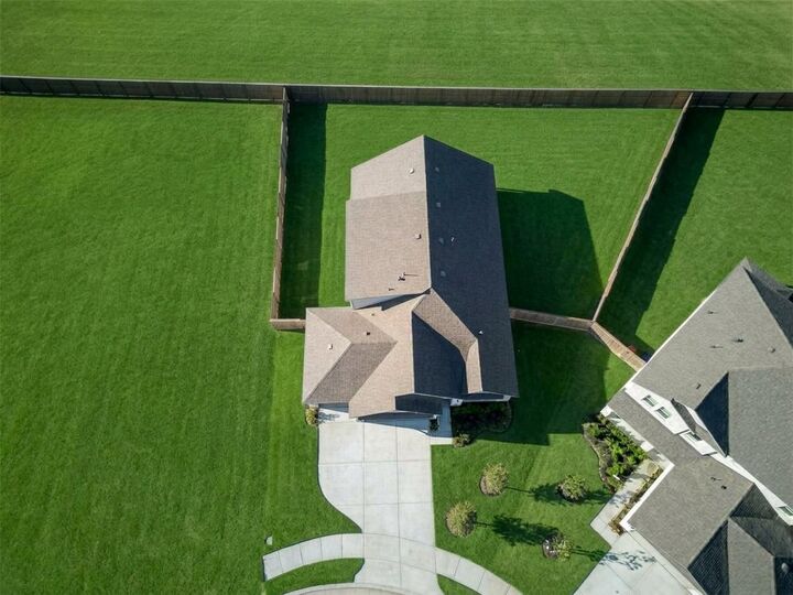 Property Photo: 8331 Amethyst Valley Lane TX 77515