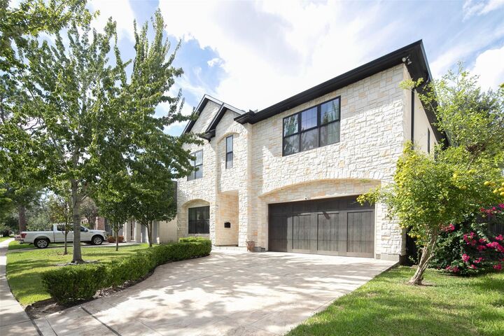 Property Photo:  3766 Drake Street  TX 77005 