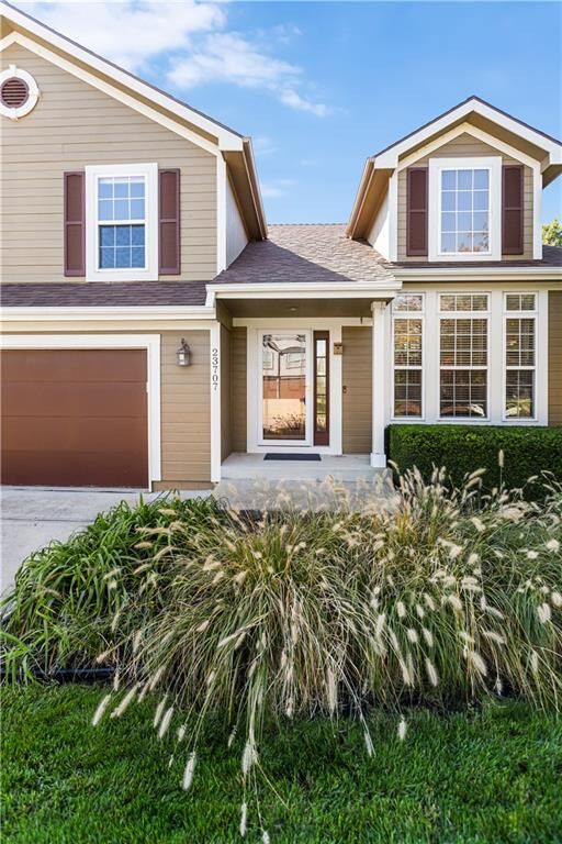 Property Photo: 23707 W 58th Terrace KS 66226