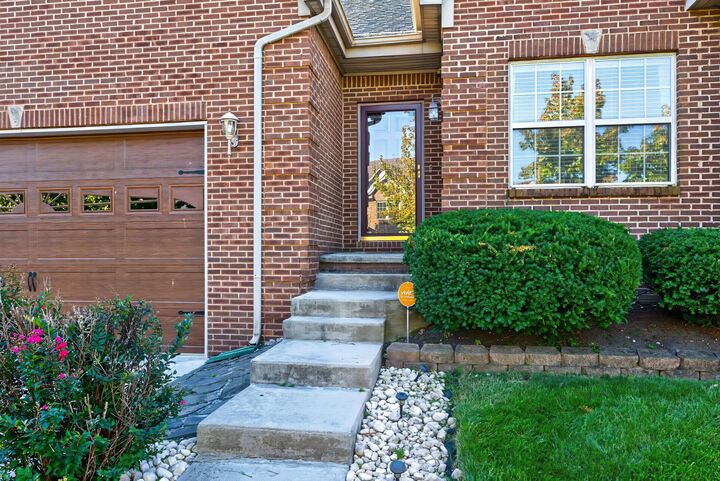 Property Photo:  2209 Dunhill Lane  KY 40509 