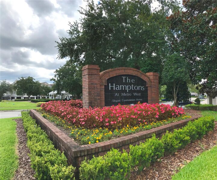 Property Photo:  3250 Corona Village Way B02  FL 32835 