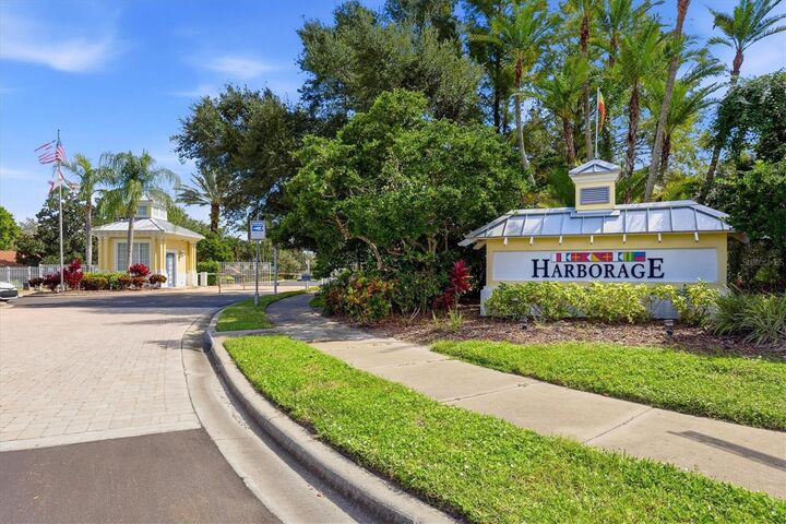 Property Photo:  5619 Simonton Street  FL 34203 