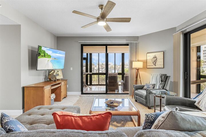 Property Photo:  3020 Matecumbe Key Road 106  FL 33955 