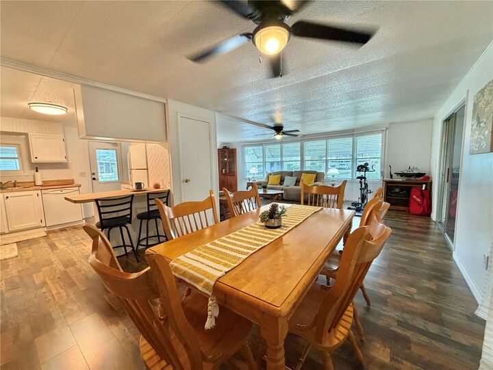 Property Photo:  103 Tamarisk Way  FL 34748 