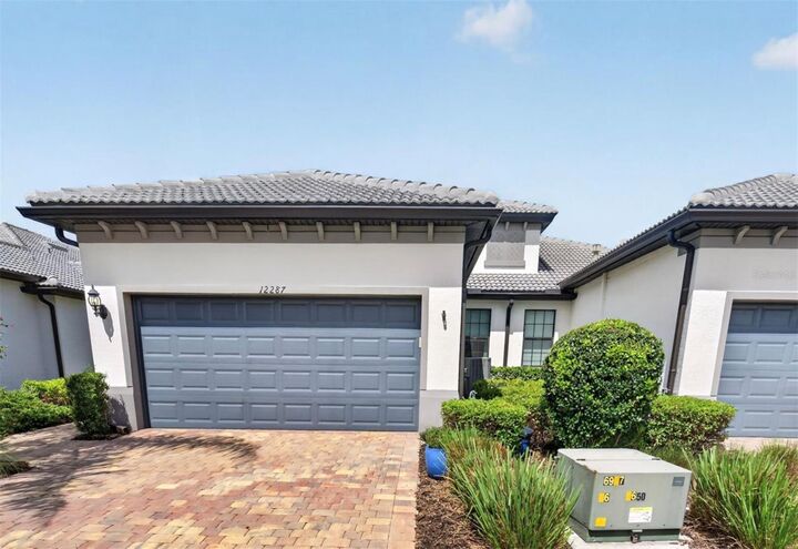Property Photo:  12287 Myrtle Bay Court  FL 34238 