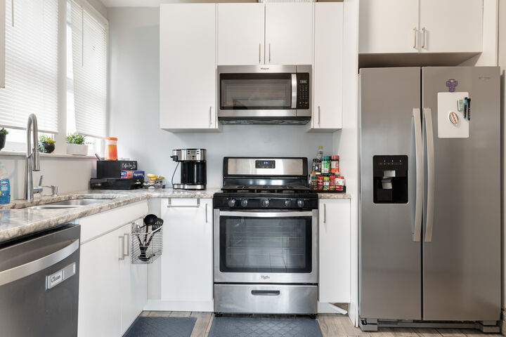 Property Photo:  2020 S 18th Avenue  IL 60155 