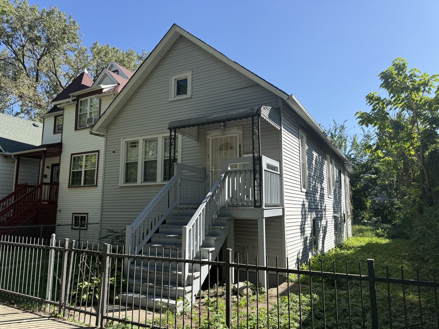 Property Photo:  7931 S Muskegon Avenue  IL 60617 