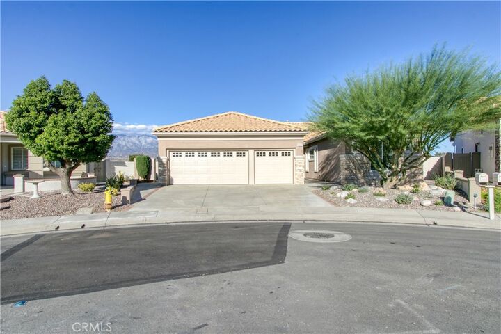 Property Photo:  4865 Dove Hill Court  CA 92220 