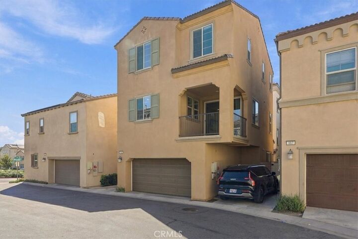 Property Photo:  885 Pear Court  CA 91786 