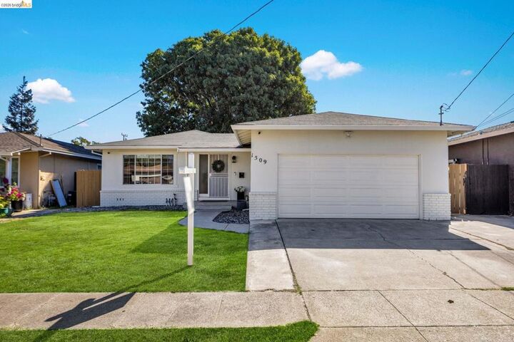 Property Photo:  1509 Poppy Way  CA 94509 
