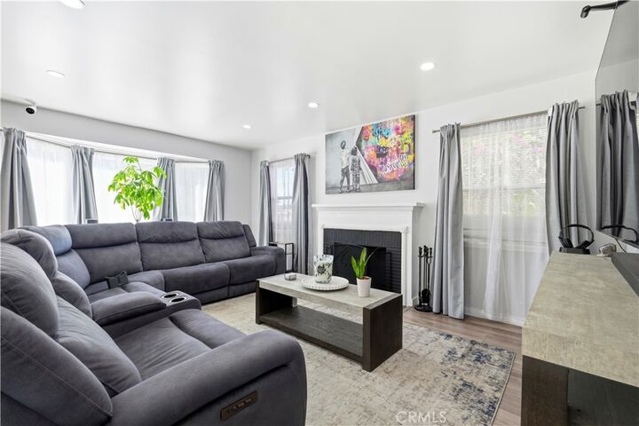 Property Photo: 711 Stepney Street CA 90302