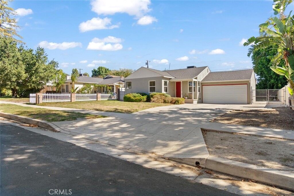 Property Photo: 8944 Darby Avenue CA 91325