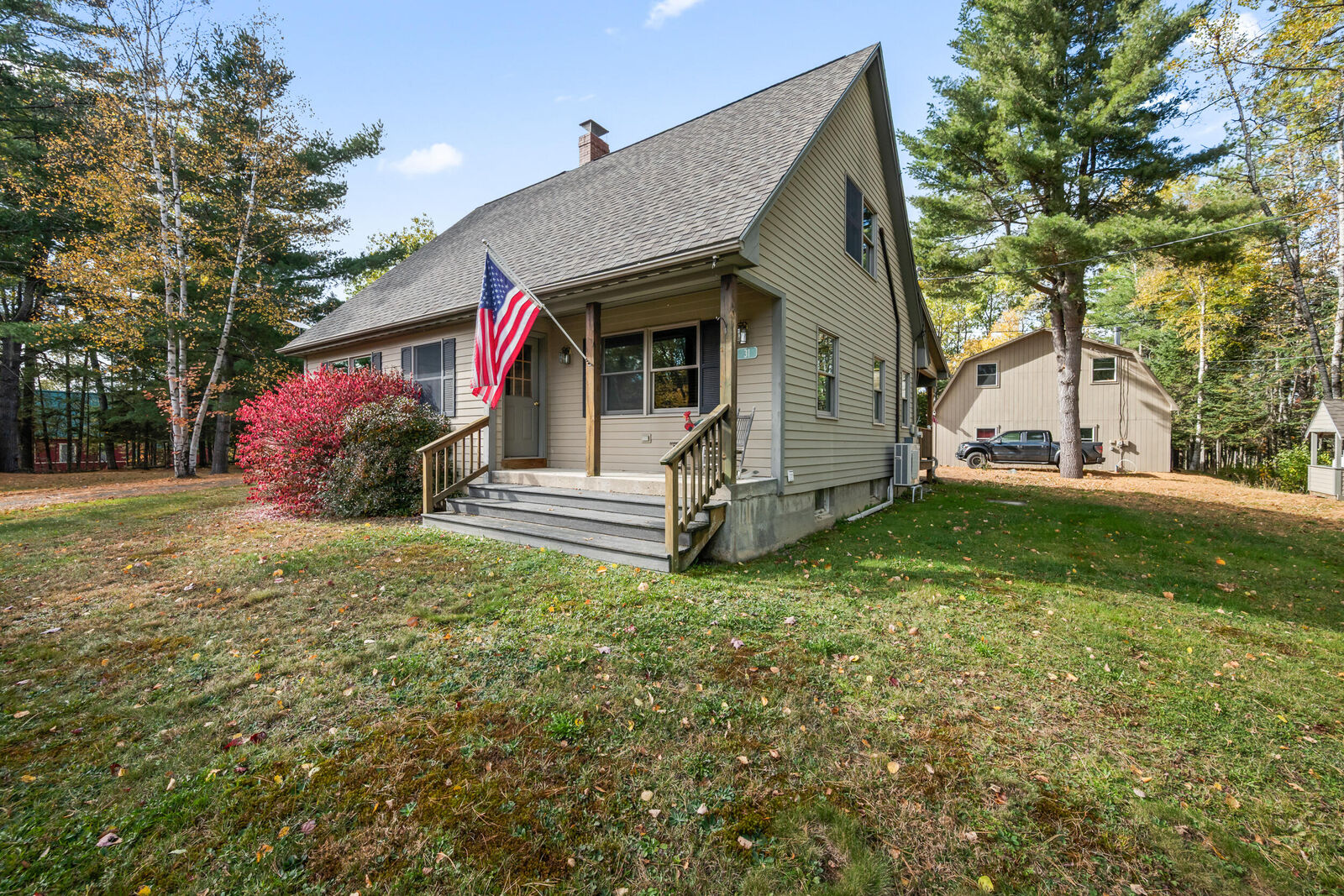 Property Photo:  31 Rangeley Avenue  ME 04970 