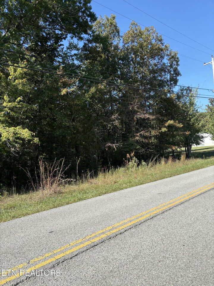 Property Photo: 9118 Cherokee Tr TN 38572