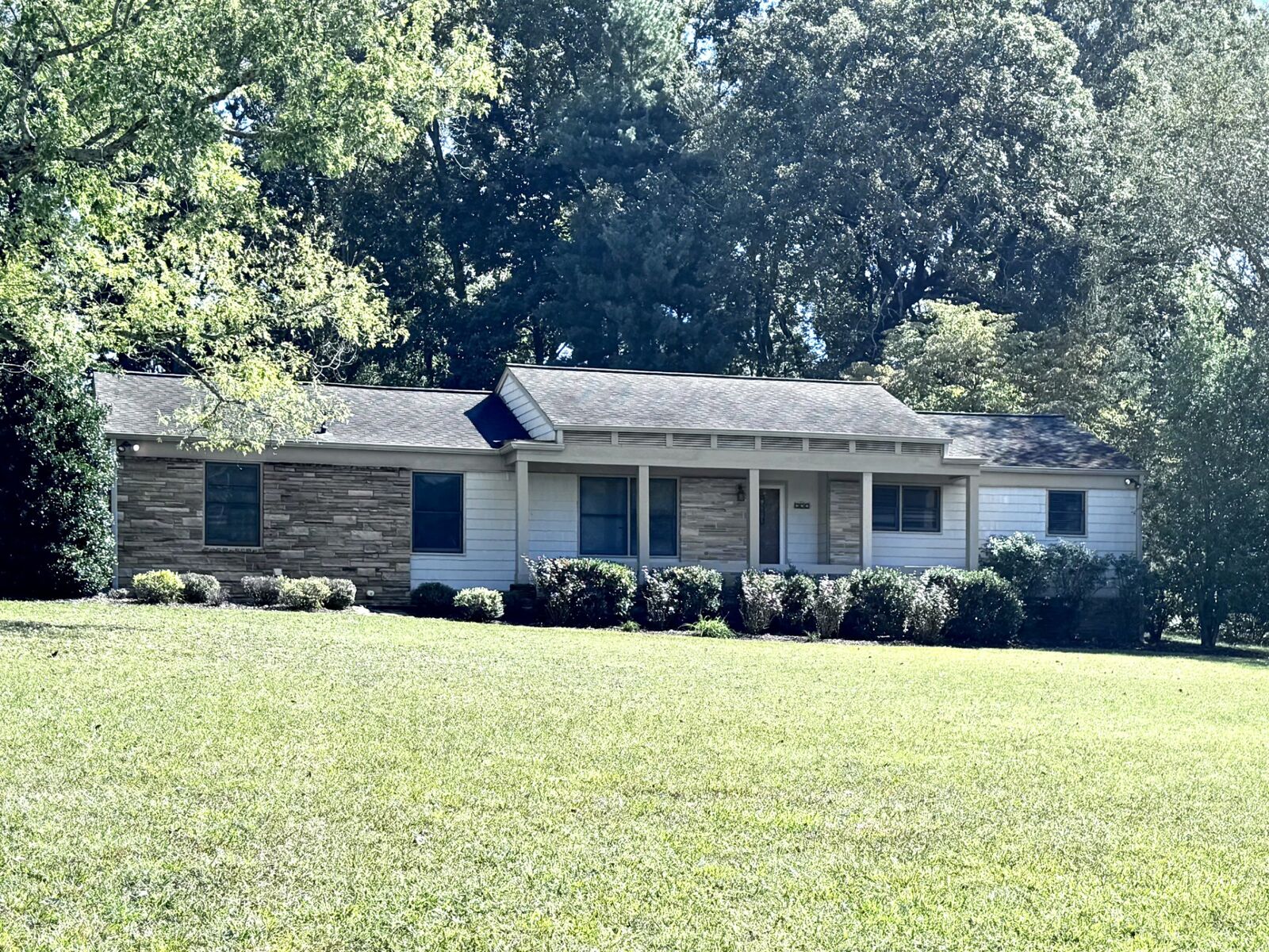 Property Photo:  107 Hillwood Ln  TN 37110 