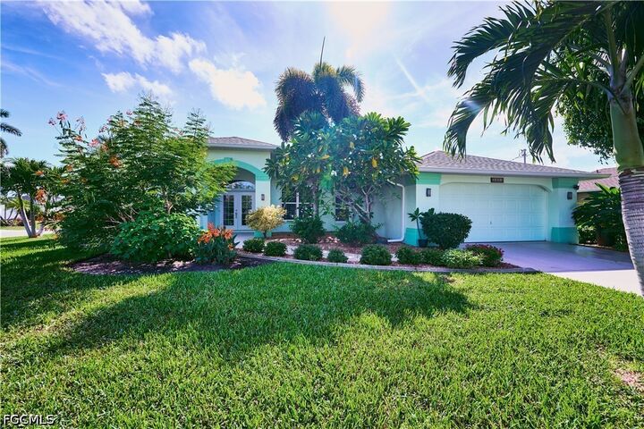 Property Photo: 3903 SW 1st Place FL 33914