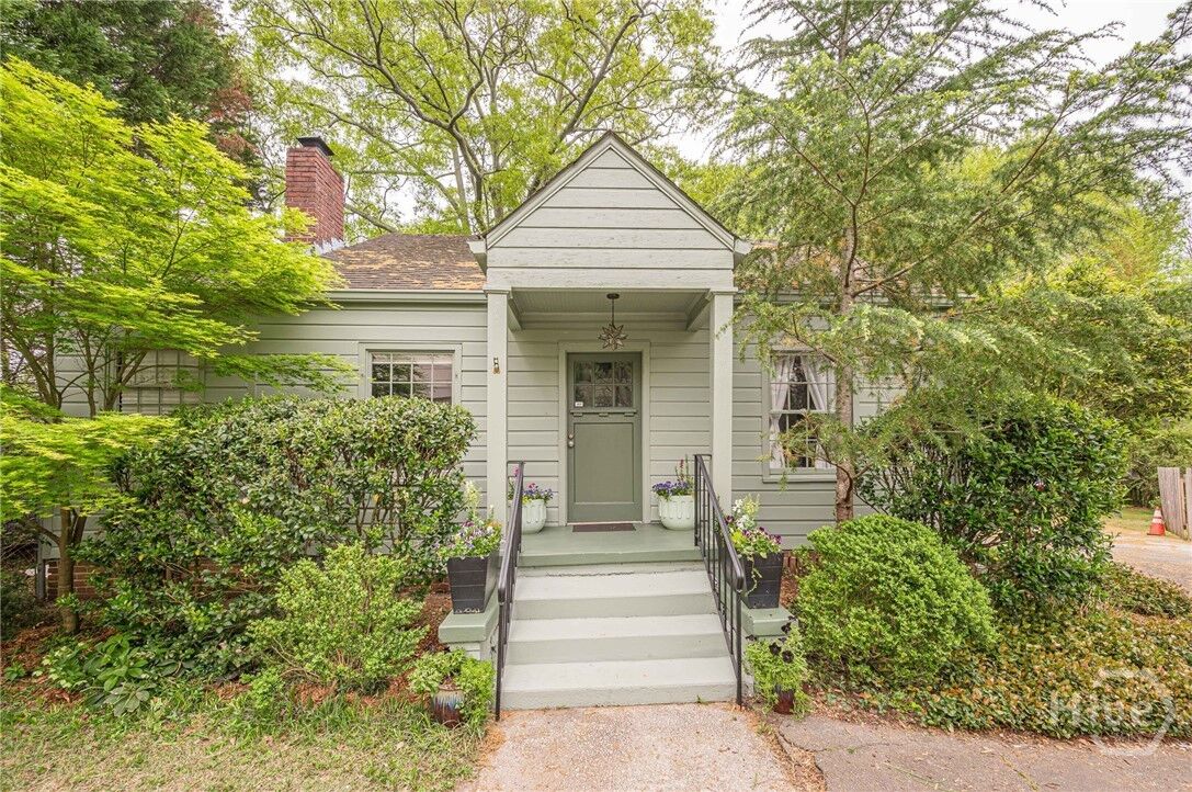 Property Photo:  712 Berkeley Avenue NW  GA 30318 