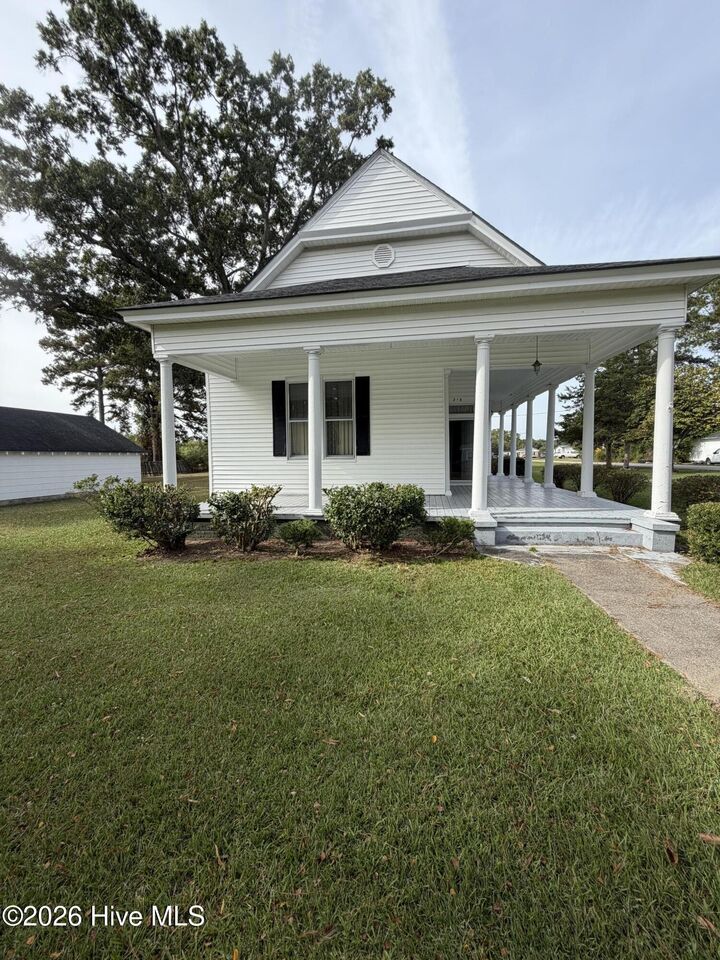 Property Photo: 216 S Main Street NC 27847