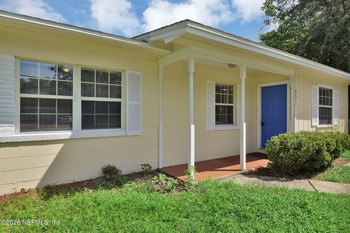 Property Photo:  6611 Starling Avenue  FL 32216 