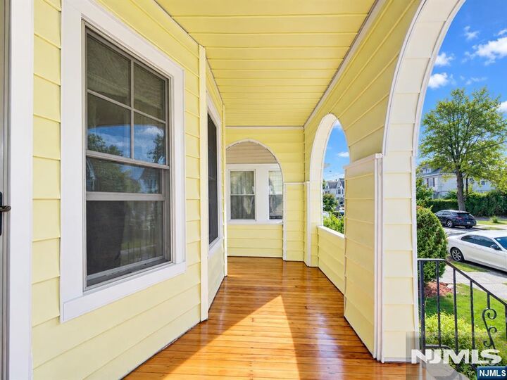 Property Photo:  62 High Street  NJ 07052 