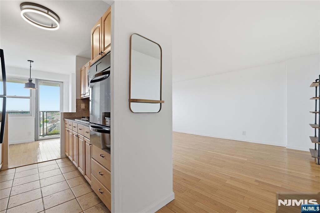 Property Photo:  6600 Jfk Blvd E 22F  NJ 07093 