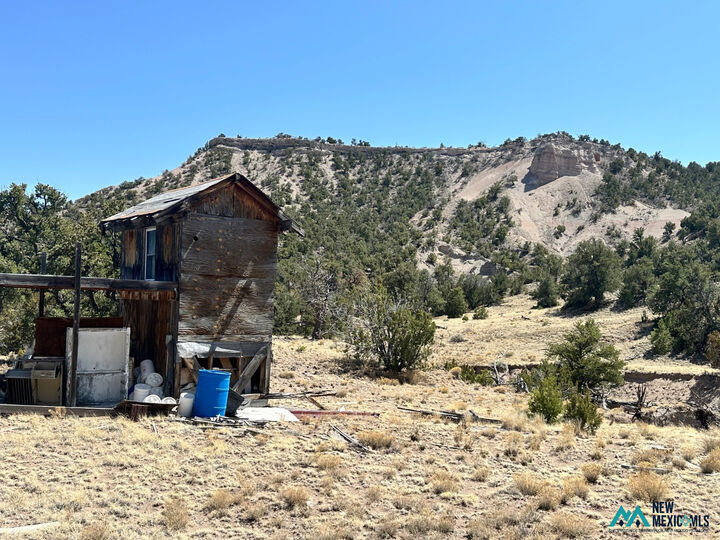 Property Photo:  33 Tadlock  NM 87829 