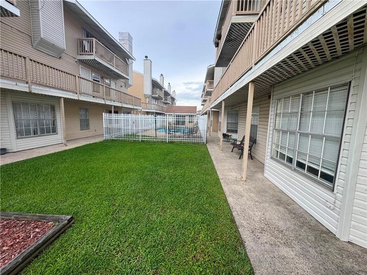 Property Photo: 901 Joe Yenni Boulevard A5 LA 70065