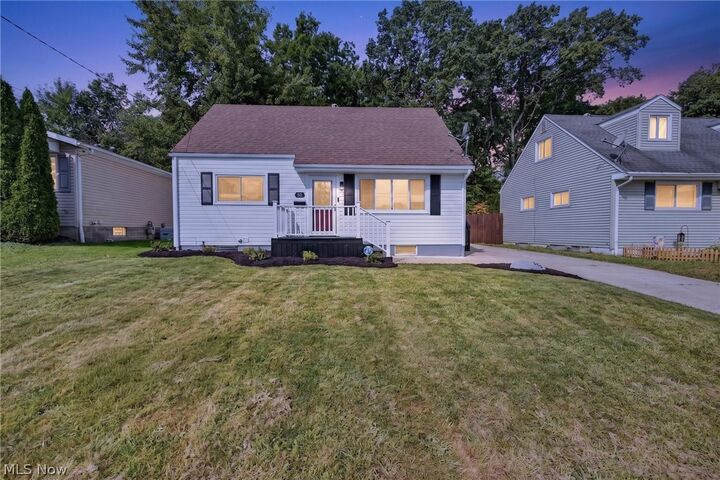 Property Photo: 558 Alaho Street OH 44305