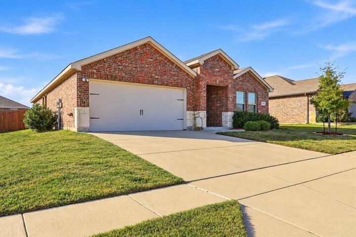 Property Photo:  2316 French Street  TX 75189 