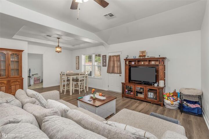 Property Photo: 2611 Plantation Drive LA 71111