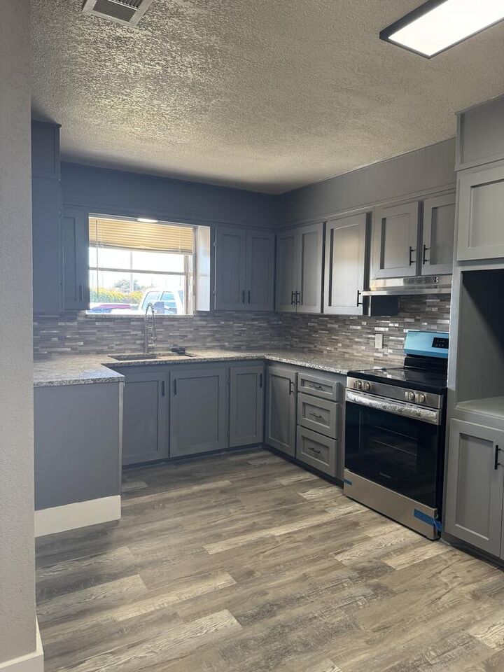 Property Photo:  2313 14th St  TX 79761 