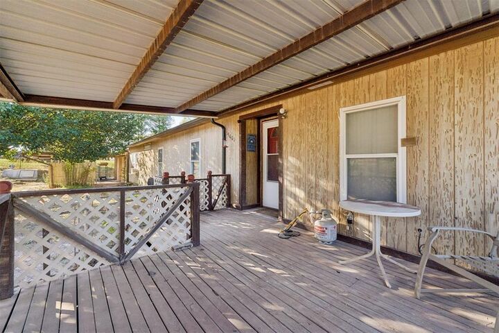 Property Photo:  19001 Rolling Oak Road  OK 74857 