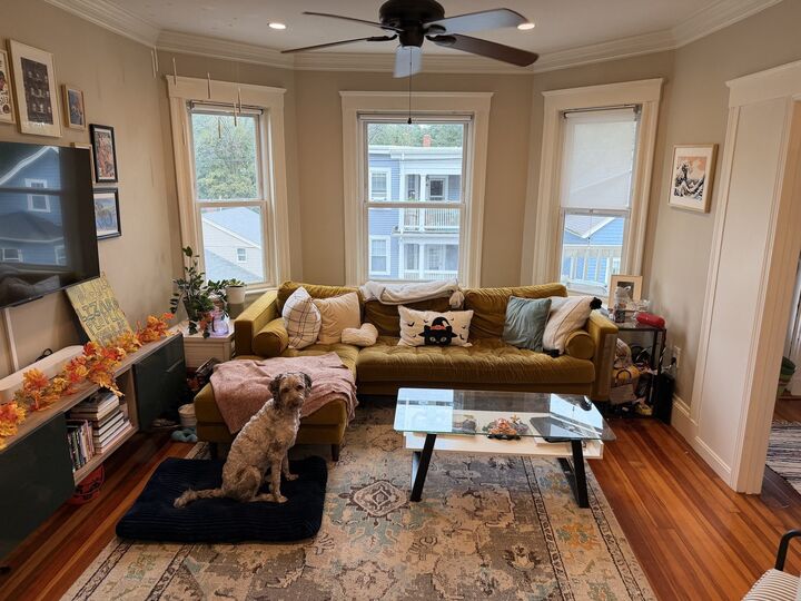 Property Photo:  17 Wyvern St 3  MA 02131 
