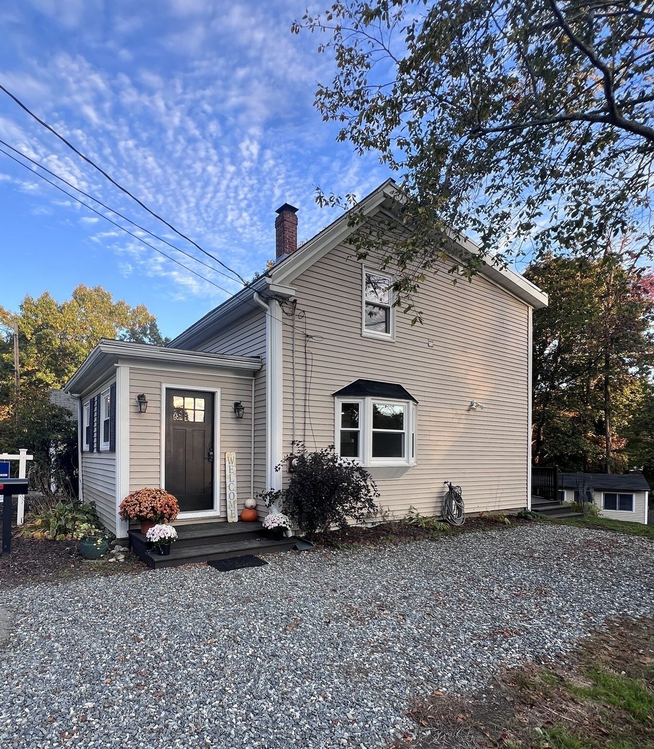 Property Photo:  23 Stowe Ct  MA 01749 