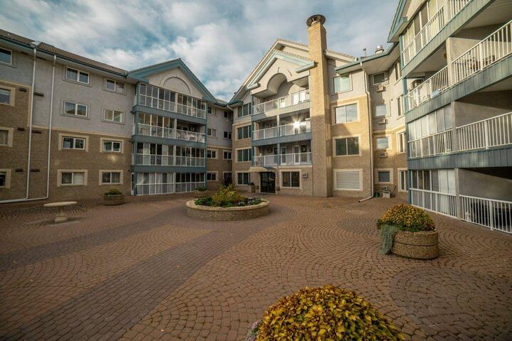 Property Photo:  75 1 Avenue S 416  AB T1J 4R2 