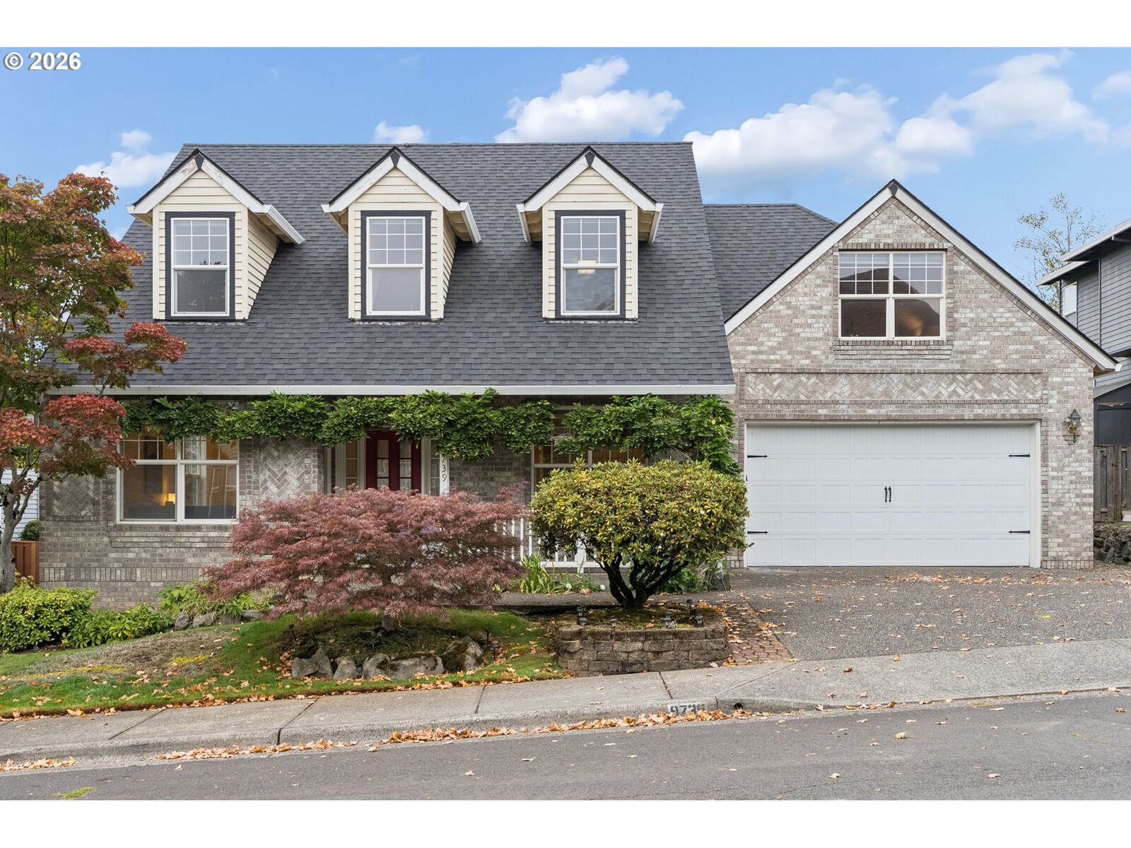 Property Photo:  9739 NW Maring Dr  OR 97229 
