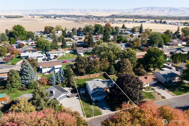 Property Photo: 934 Mountain Park Drive WA 99362