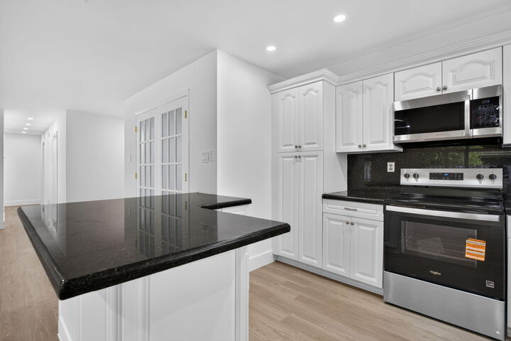 Property Photo: 4011 NW 93rd Avenue FL 33351