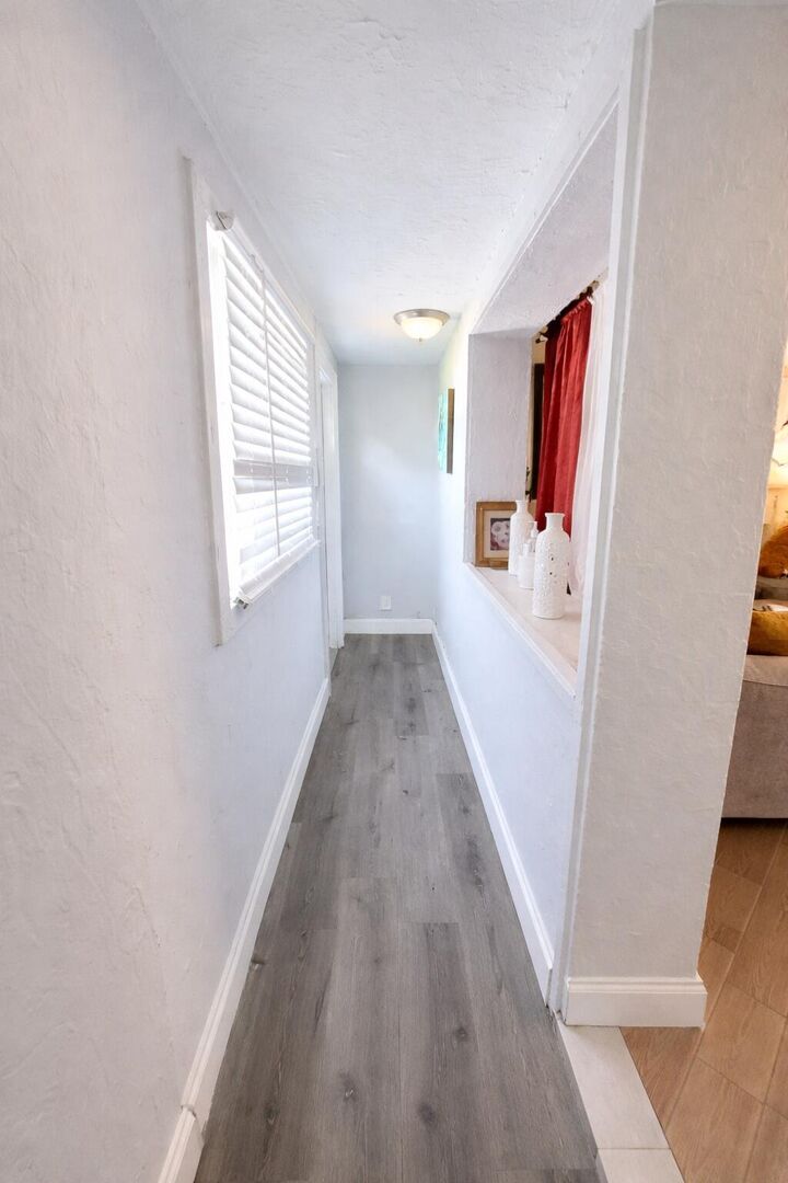 Property Photo:  2330 NE 1st Avenue  FL 33060 