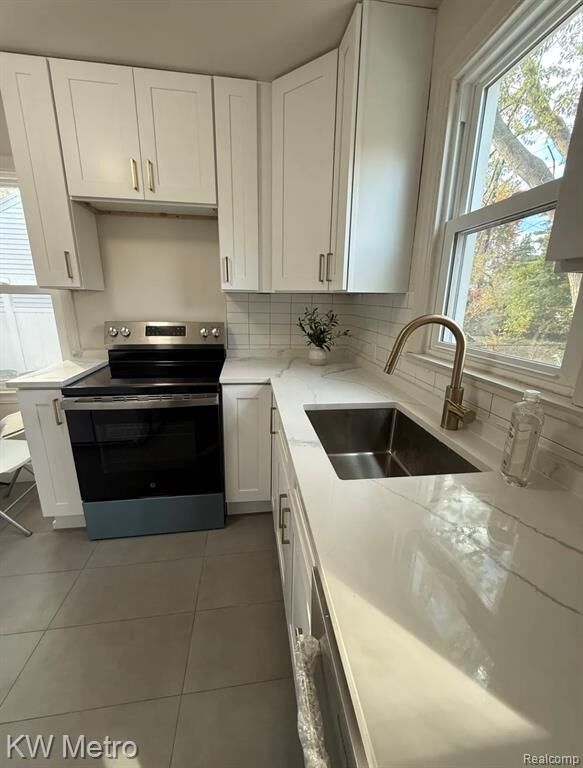 Property Photo:  1909 Barrett Avenue  MI 48067 