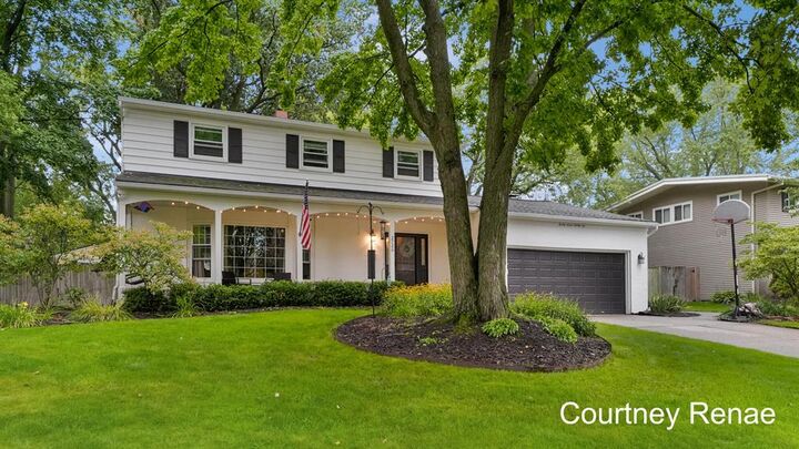 Property Photo: 2726 Hampshire Boulevard SE MI 49506