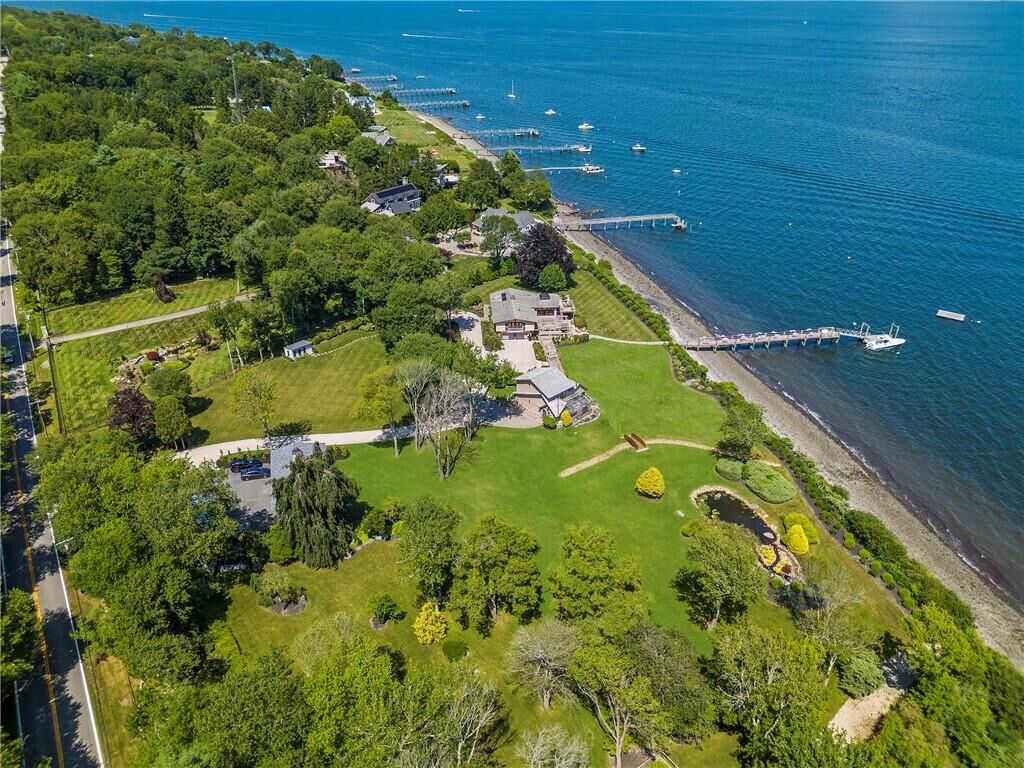 Property Photo:  556 Shore Road  RI 02835 