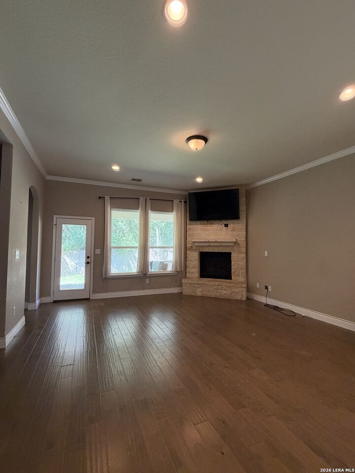 Property Photo: 10819 Yaupon Holly TX 78023