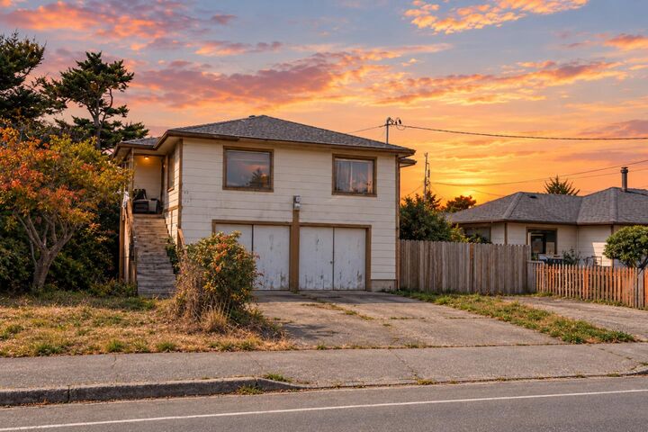 Property Photo:  465 & 489 El Dorado Street  CA 95531 