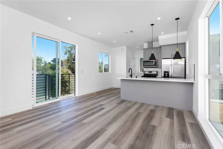 Property Photo:  1255 N Gower Street  CA 90038 