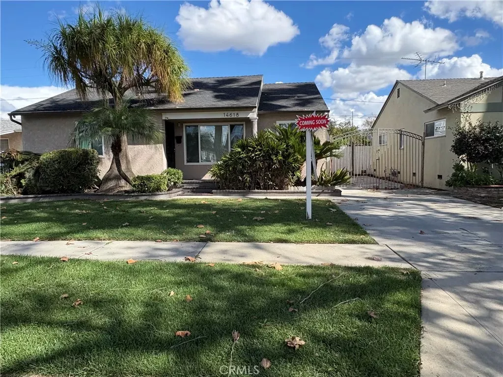 Property Photo:  14618 Domart  CA 90650 