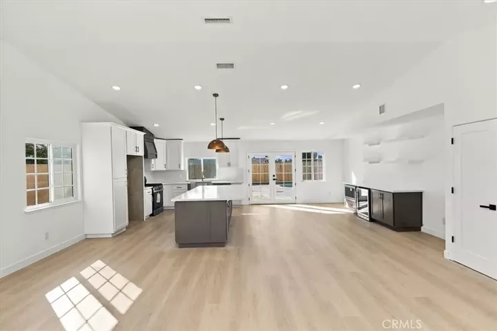 Property Photo:  1626 E Tam O Shanter  CA 91761 